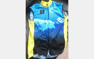 MAILLOT MIXTE SANS MANCHES CRITERIUM – Réf : 02076 T1018